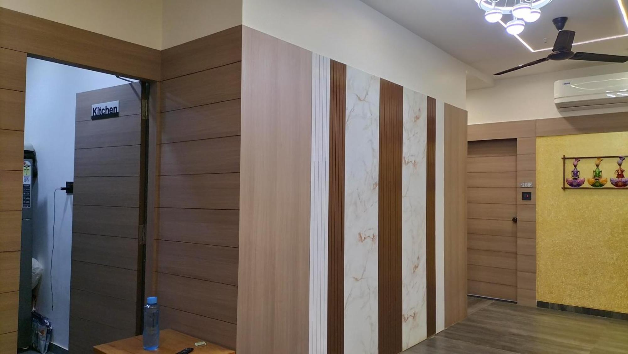 Hotel Paris Plaza Ahmedabad Esterno foto